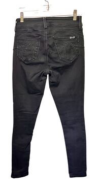 Seven7 Black Skinny Jeans Size 4